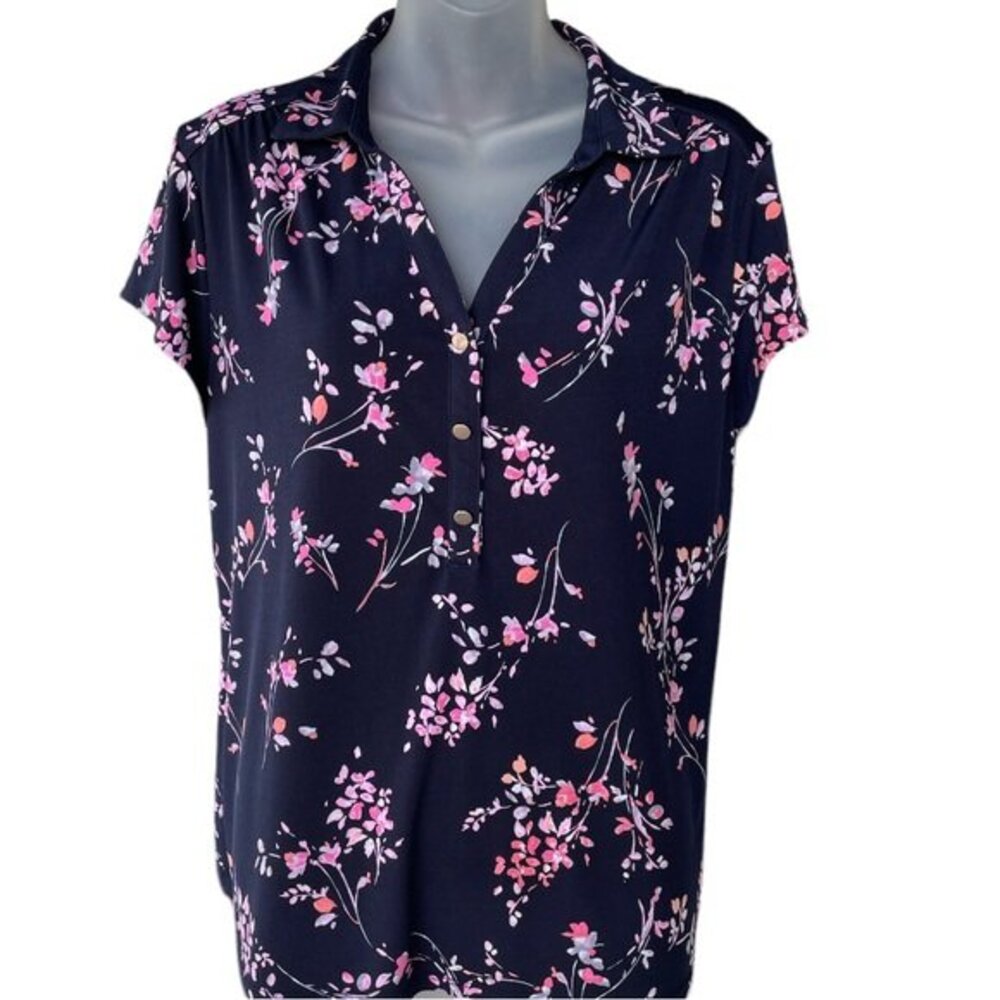 Croft & Barrow petite large floral short sleeved shirt